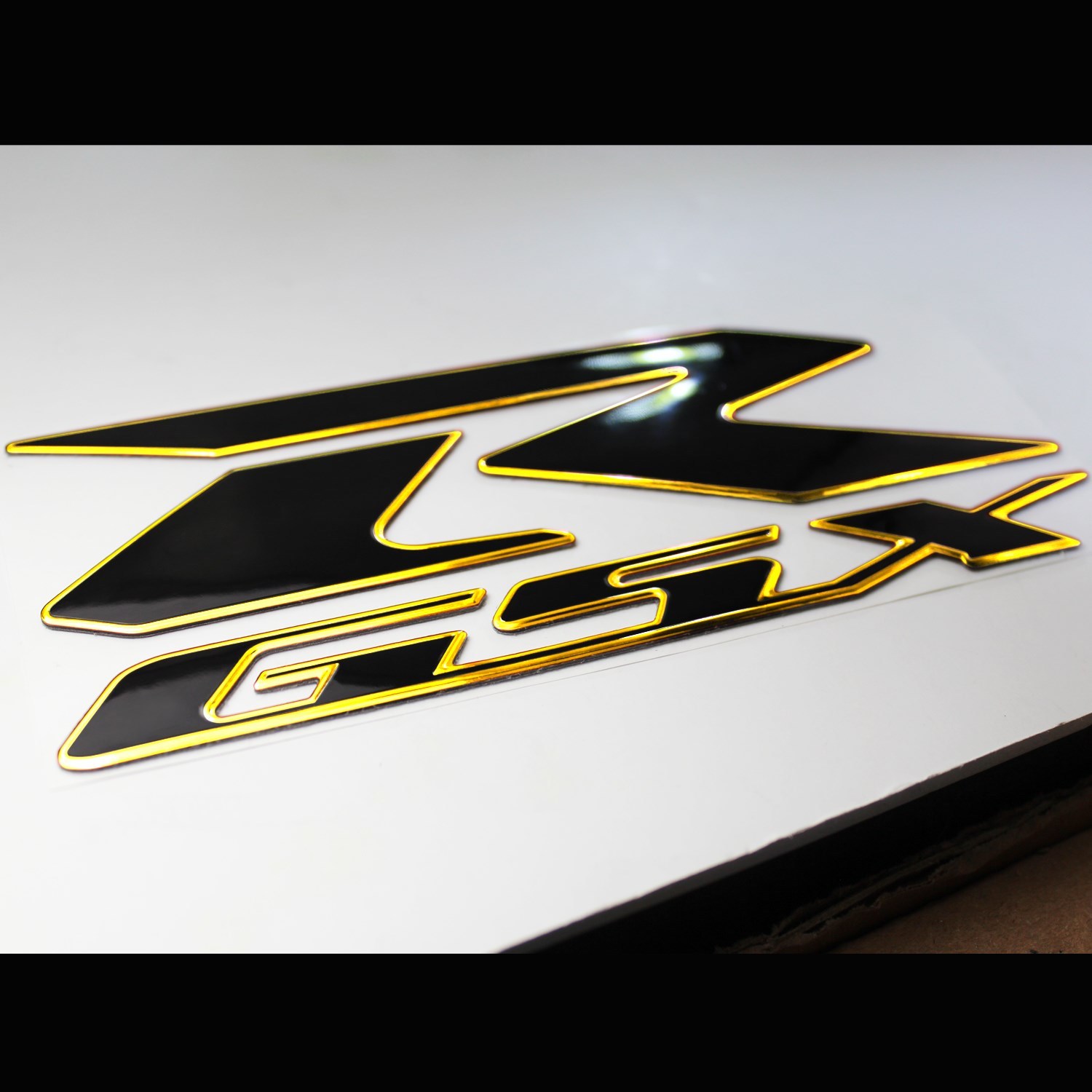 2x 8″ Logo Decal + 2x 6.25″ GSXR Fairing Emblem Sticker Bikes 2-Tone Black/Gold
