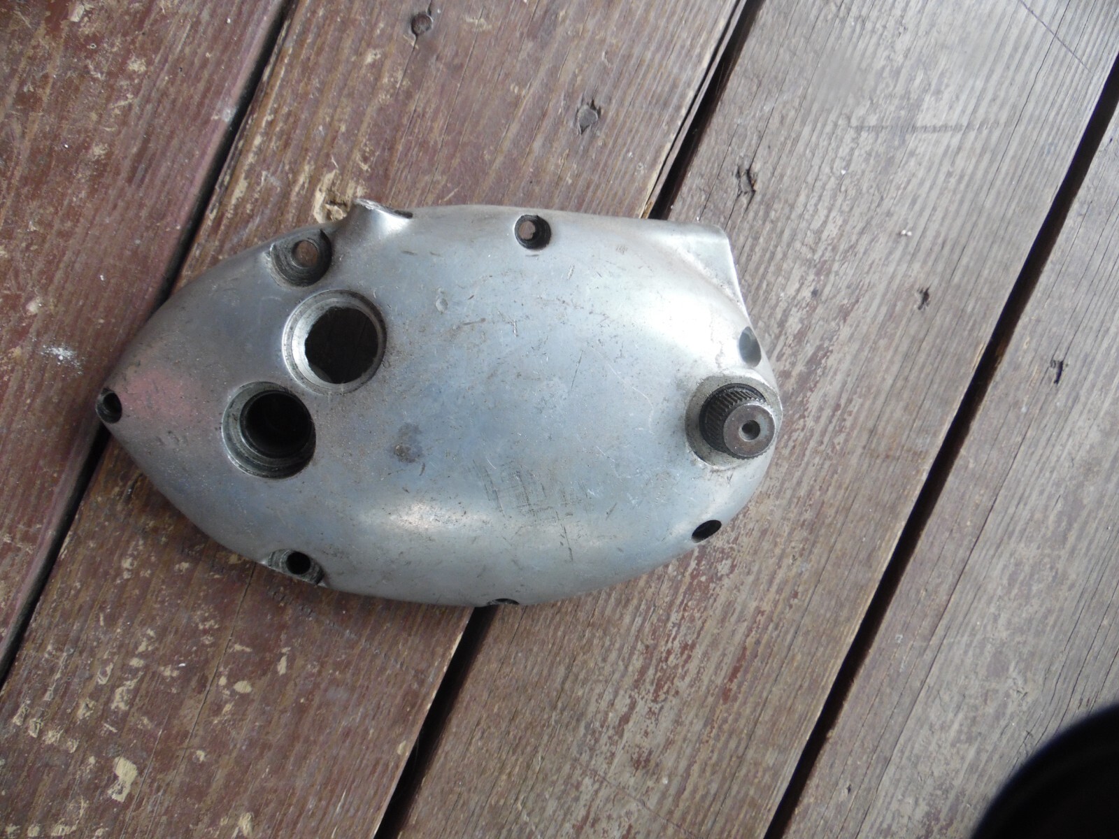 triumph gear box cover unknow year 