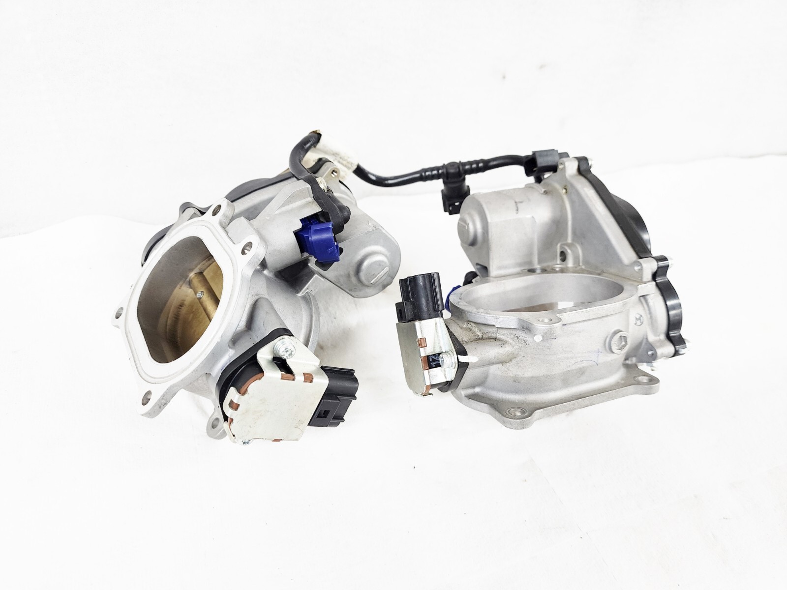 2012 – 2017 Ducati Panigale 1199 1299 OEM Throttle Bodies Body Injectors 12-17
