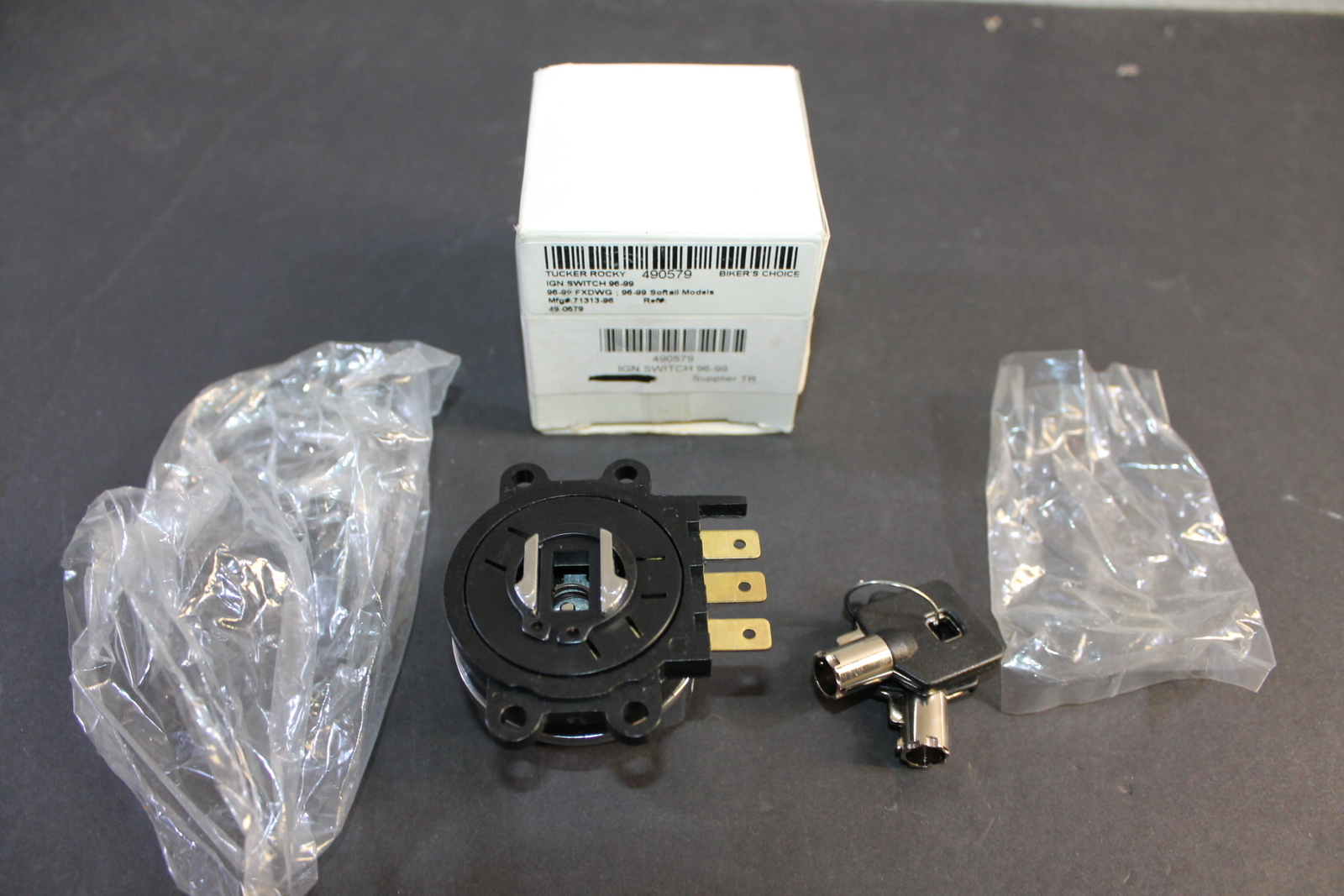 NEW Harley Davidson Bikes Choice Igntion Swithc w/2kyes Chrome # 71313-96
