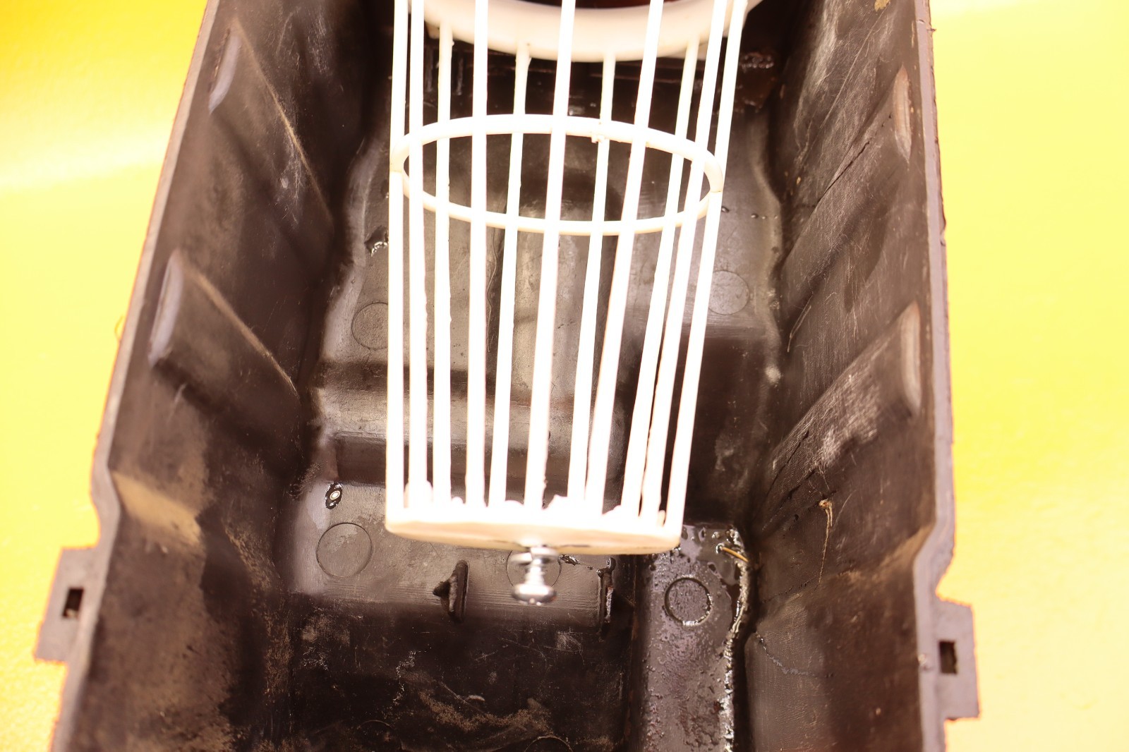 1987-2006 Yamaha Banshee YFZ350 OEM Air Box Intake Airbox Boots Cage Assembly