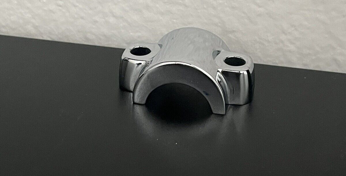 Harley TOURING Custom Chrome 45835-00 holder AXLE clamp 2000 -13 Cap EXCHANGE