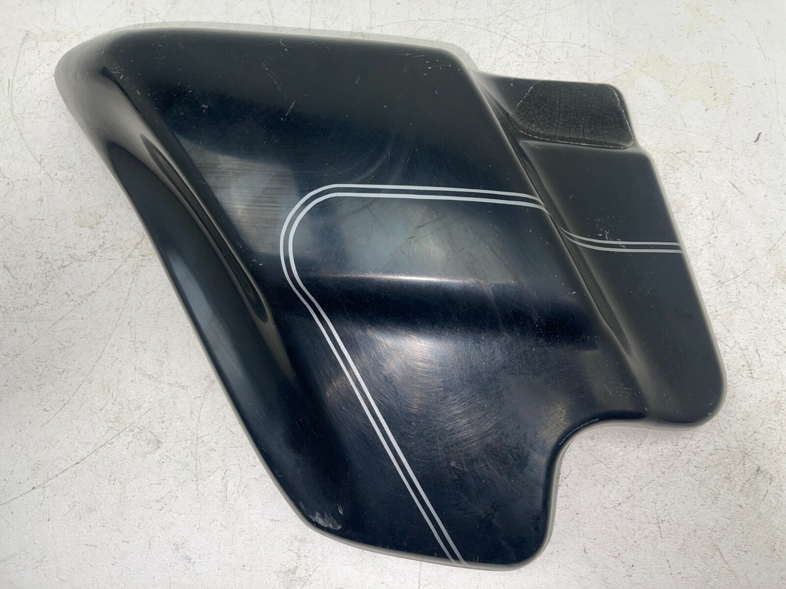 2004 HARLEY DAVIDSON ULTRA CLASSIC ELECTRA GLIDE SIDE FRAME COVER LEFT