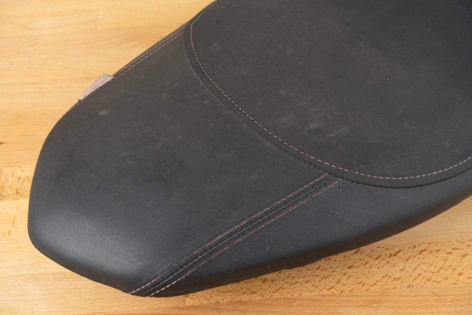 Hypermotard 821 / 939 Ducati Performance Racing Seat 96880082A Hyperstrada