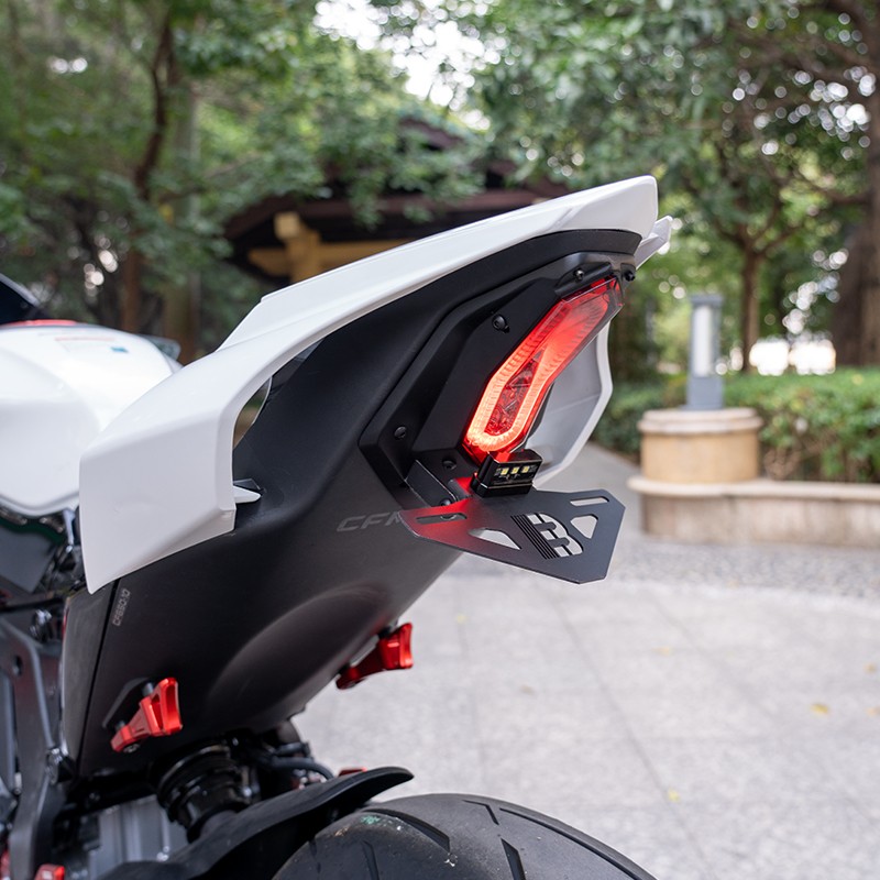 License Plate Holder With Tail Light Brake Lamp For CF-MOTO 675SS 675SR-R 675NK