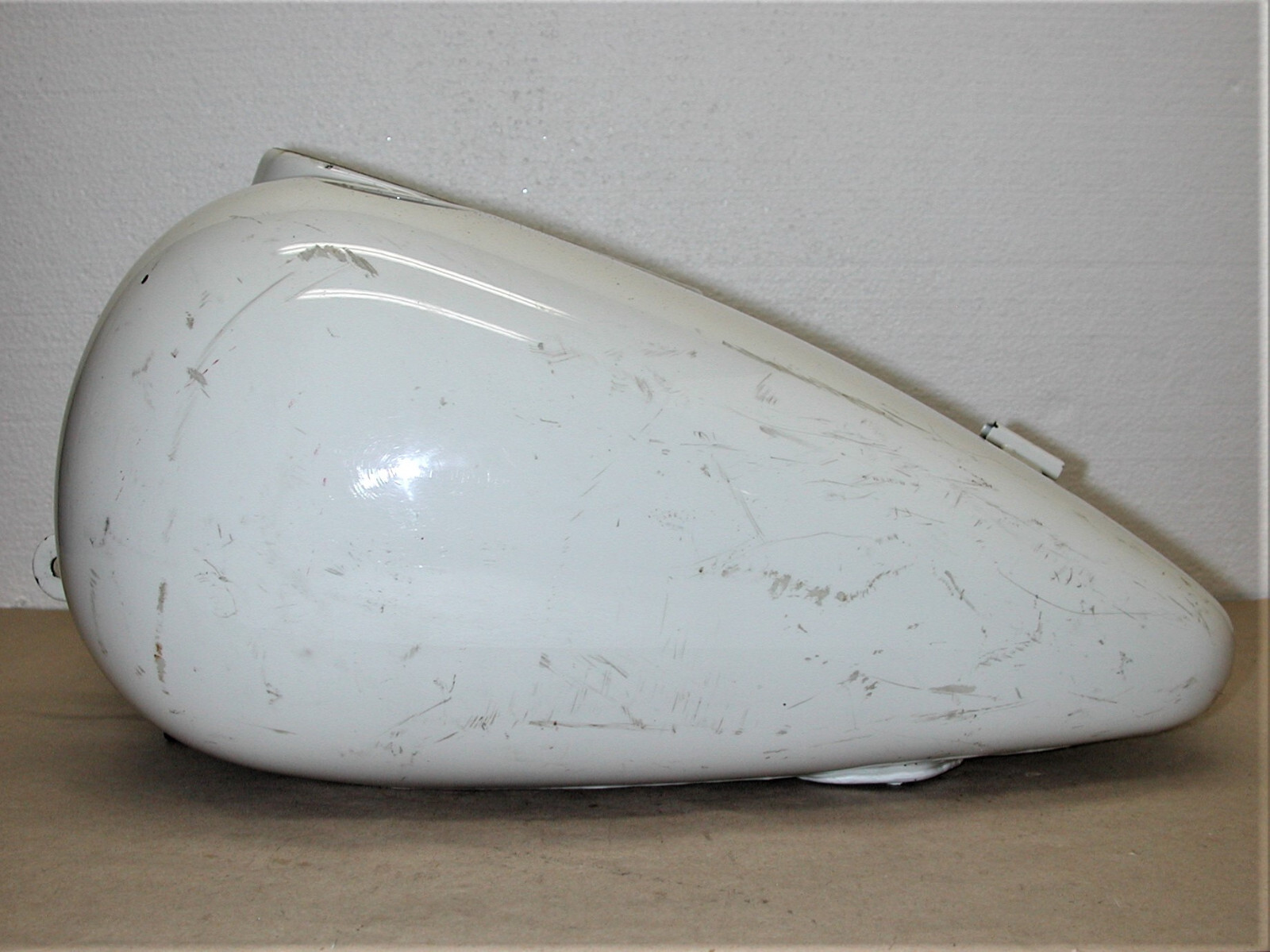 HARLEY DAVIDSON Road King FLHRI 2000-2003 OEM 61268-00Motorcycle Fuel Gas Tank