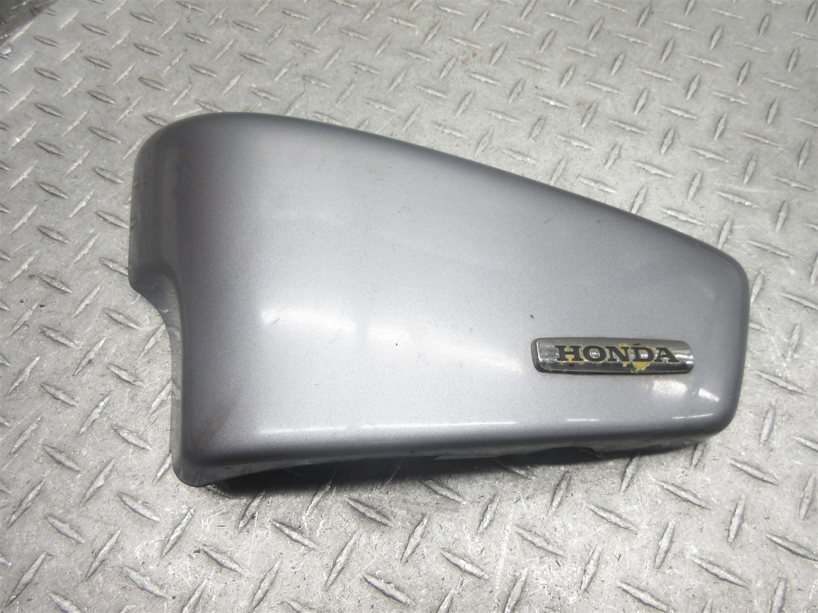 2004 99-07 Honda VLX 600 Deluxe VT600CD Left Side Cover Fairing Cowl Panel OEM