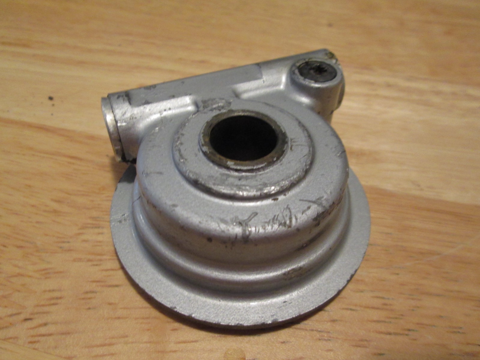 Honda MT250 Elsinore 1974 1975 1976 Front Wheel Speedometer Housing Unit