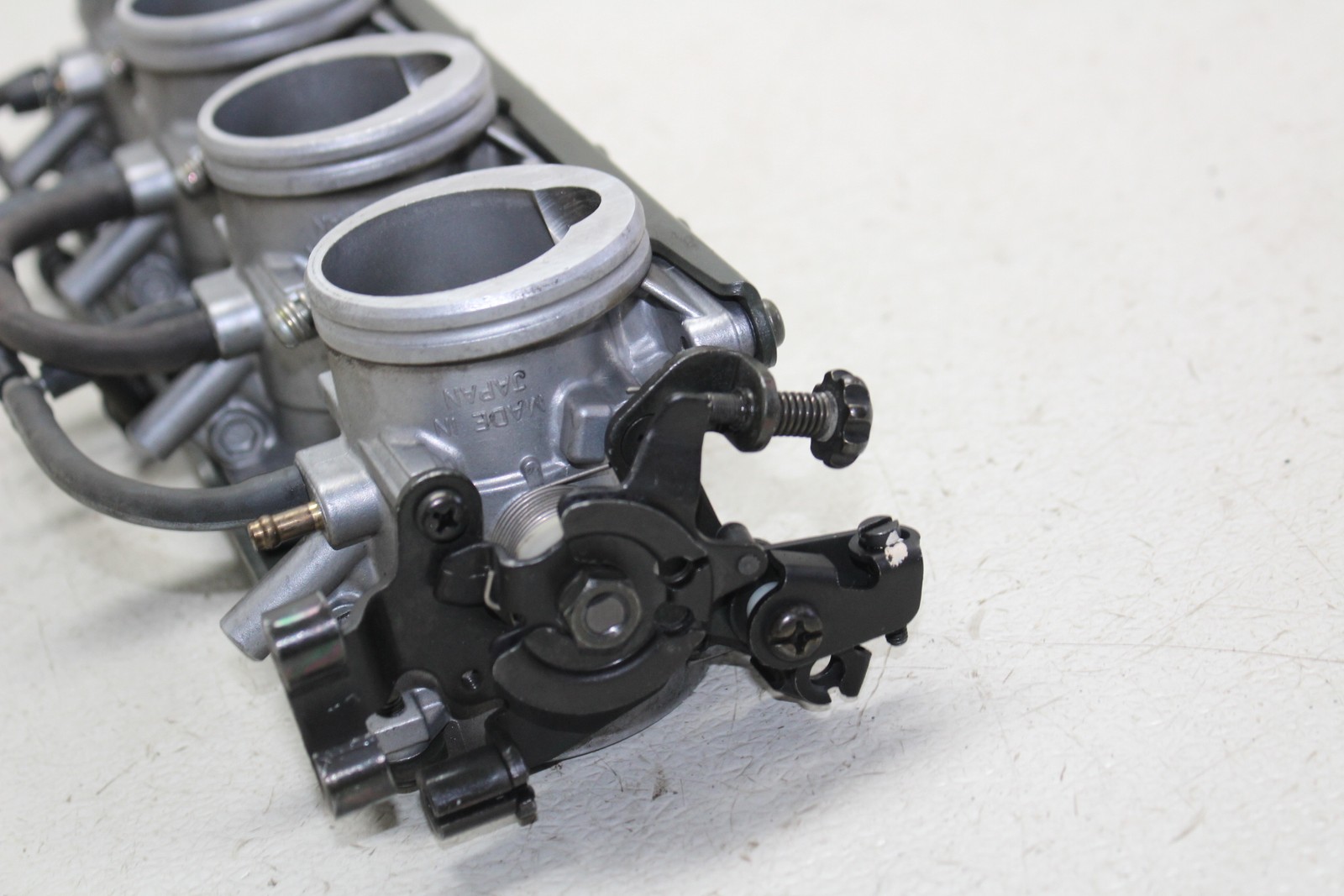 2002-2005 Kawasaki Ninja Zx12r Zx-12r Throttle Bodies *BARE*