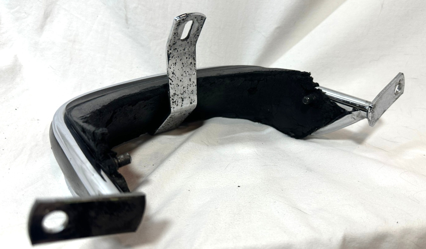 HARLEY-DAVIDSON OEM FRONT FENDER BUMPER GUARD – 91085-83D – TOURING ROAD KING