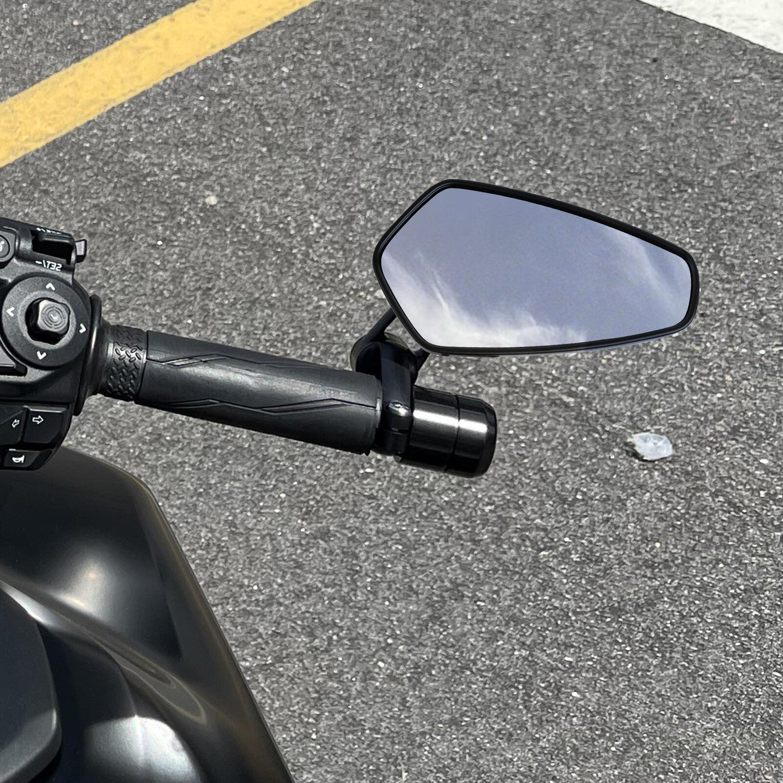 Universal 7/8″ Side Handle Bar End Rearview Mirrors for Yamaha Honda Motorcycle