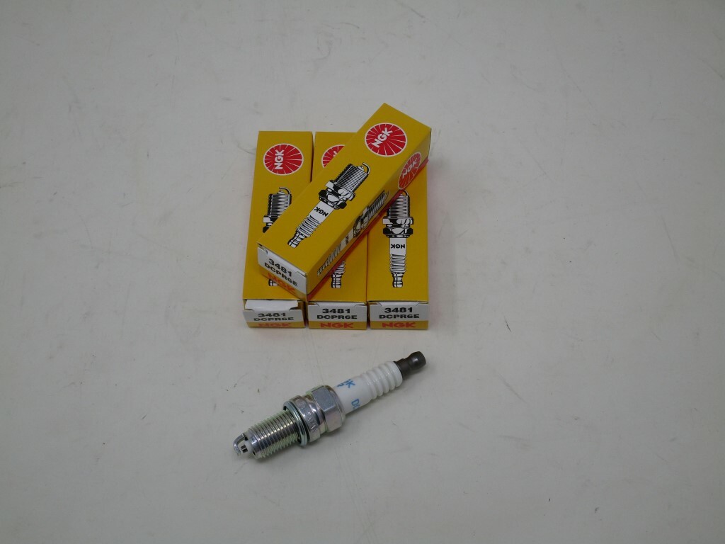 4 Genuine NGK 3481 DCPR6E Copper Core Spark Plug