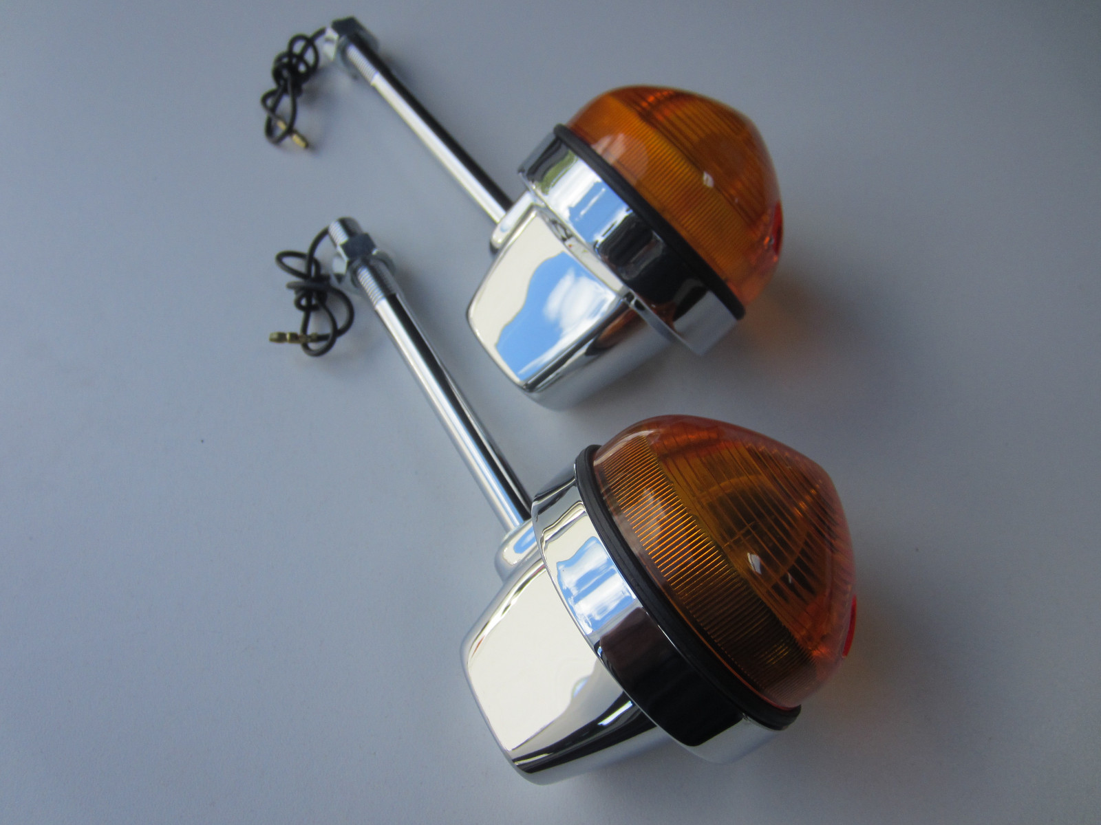 LUCAS TURN SIGNAL LONG FRONT SET 54057567 60-4104 56606 TRIUMPH BSA NORTON