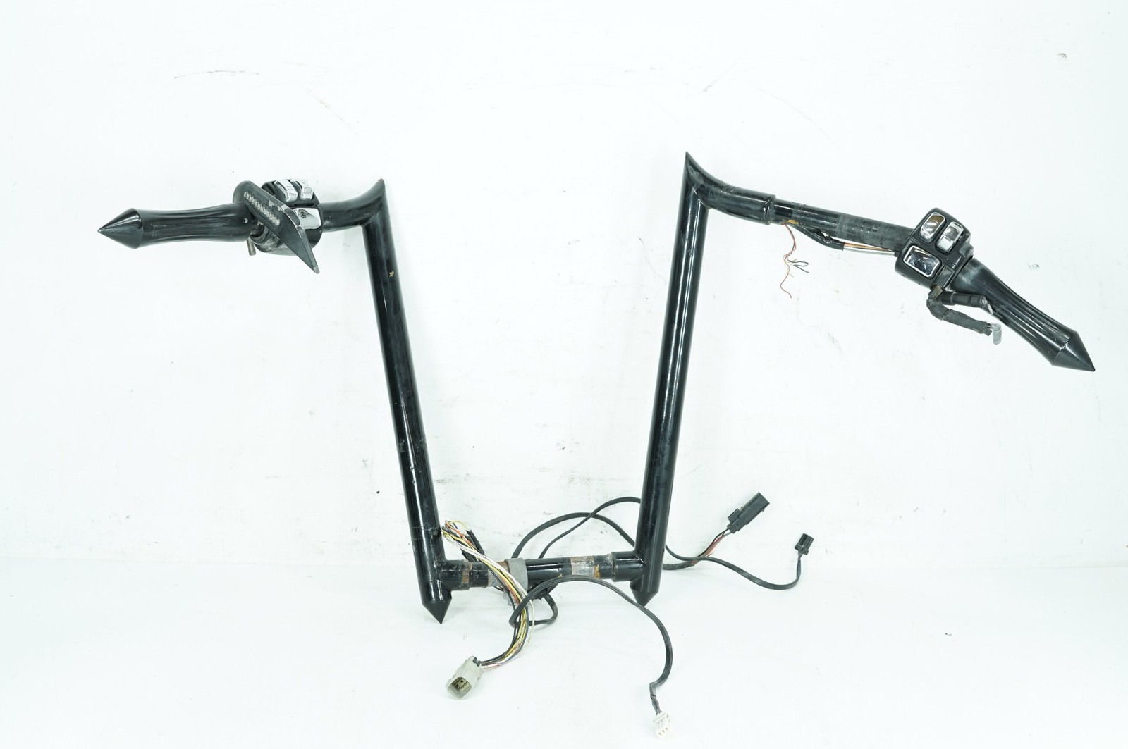 2007 Harley Dyna FXD Super Glide OEM Handlebars Left Right Switches Controls