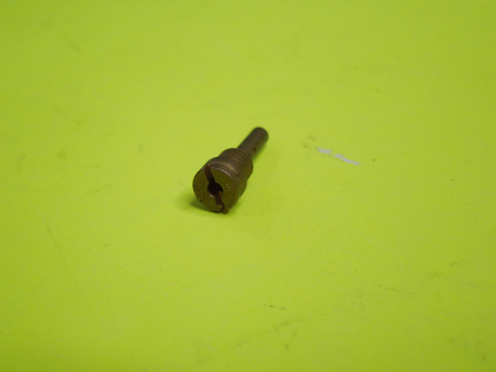 1 NOS OEM Harley Davidson 0.60 mm Slow Speed Jet P/N 27318-85