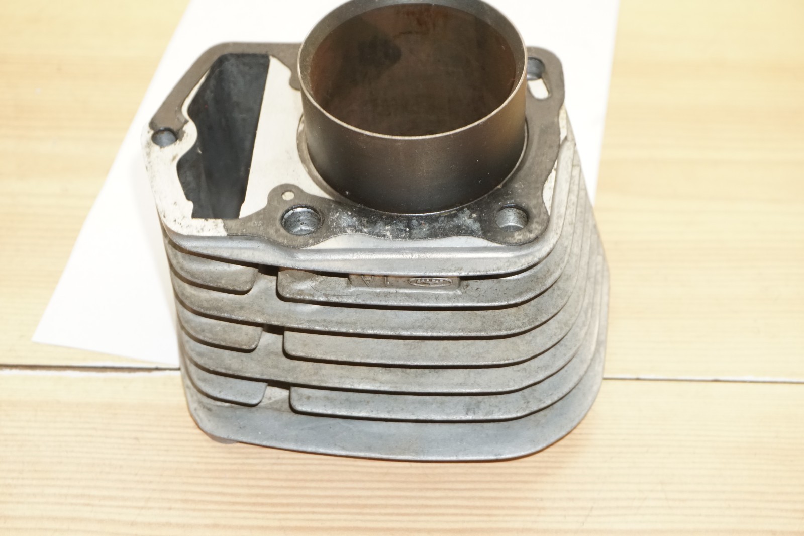 1976-78 Honda XL125 XL 125 79-85 XL125S Motor Engine Top Cylinder 12100-383-030