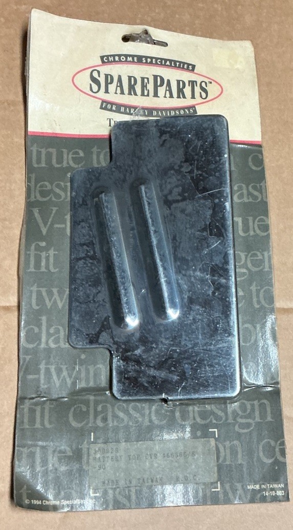 NOS Chrome Specialties 300029 Battery Cover Harley Dyna FXD FXDWG 66368-90
