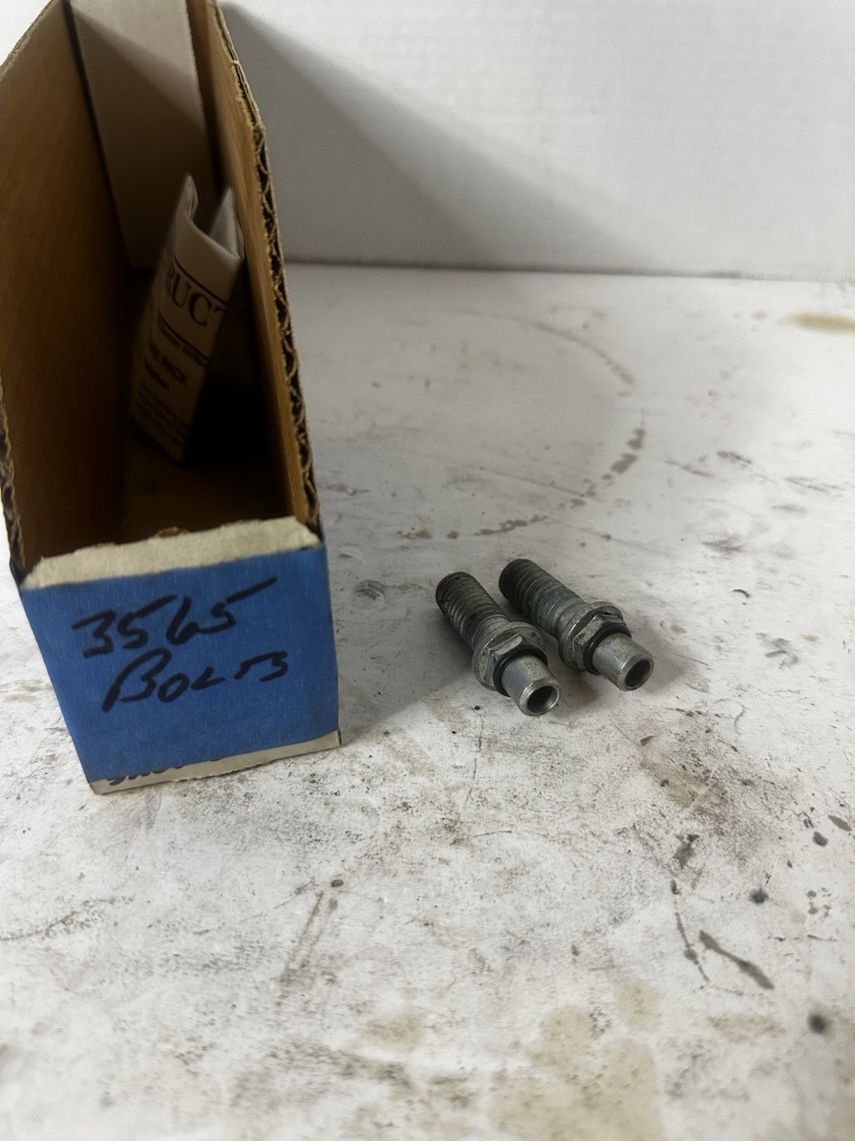 3565 SCHRAUBE ENTLÜFTUNG LUFTFILTER HARLEY® SPORTSTER® 2004-2017 ZYLINDERKOPF