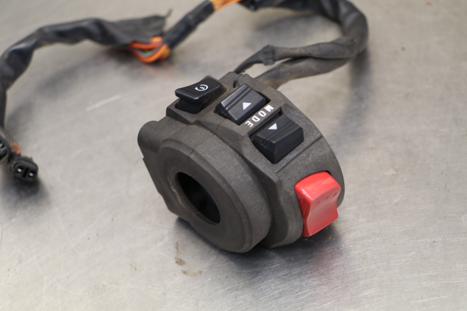 08-09 SUZUKI GSXR600 GSXR 600 RIGHT CLIP ON HANDLE KILL OFF START SWITCH