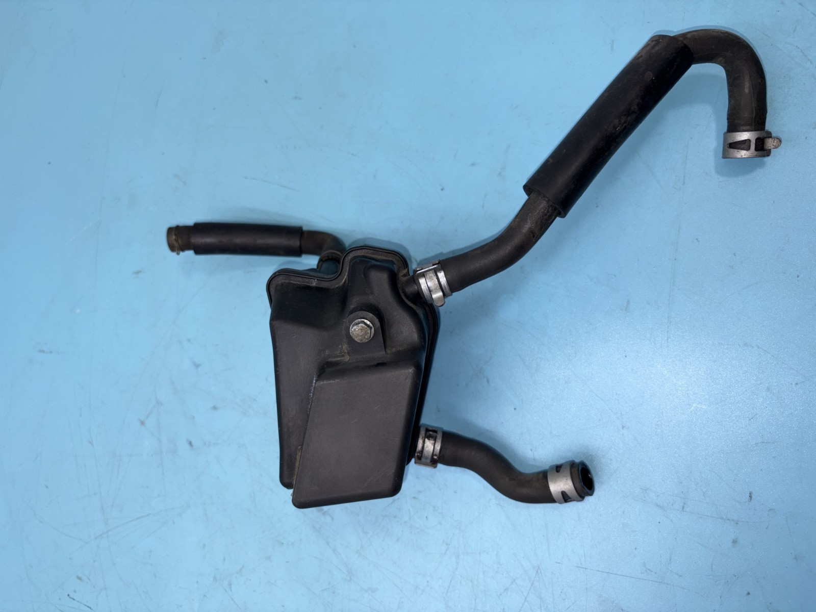 2003 03-04 Kawasaki KLX400SR Breather Separator