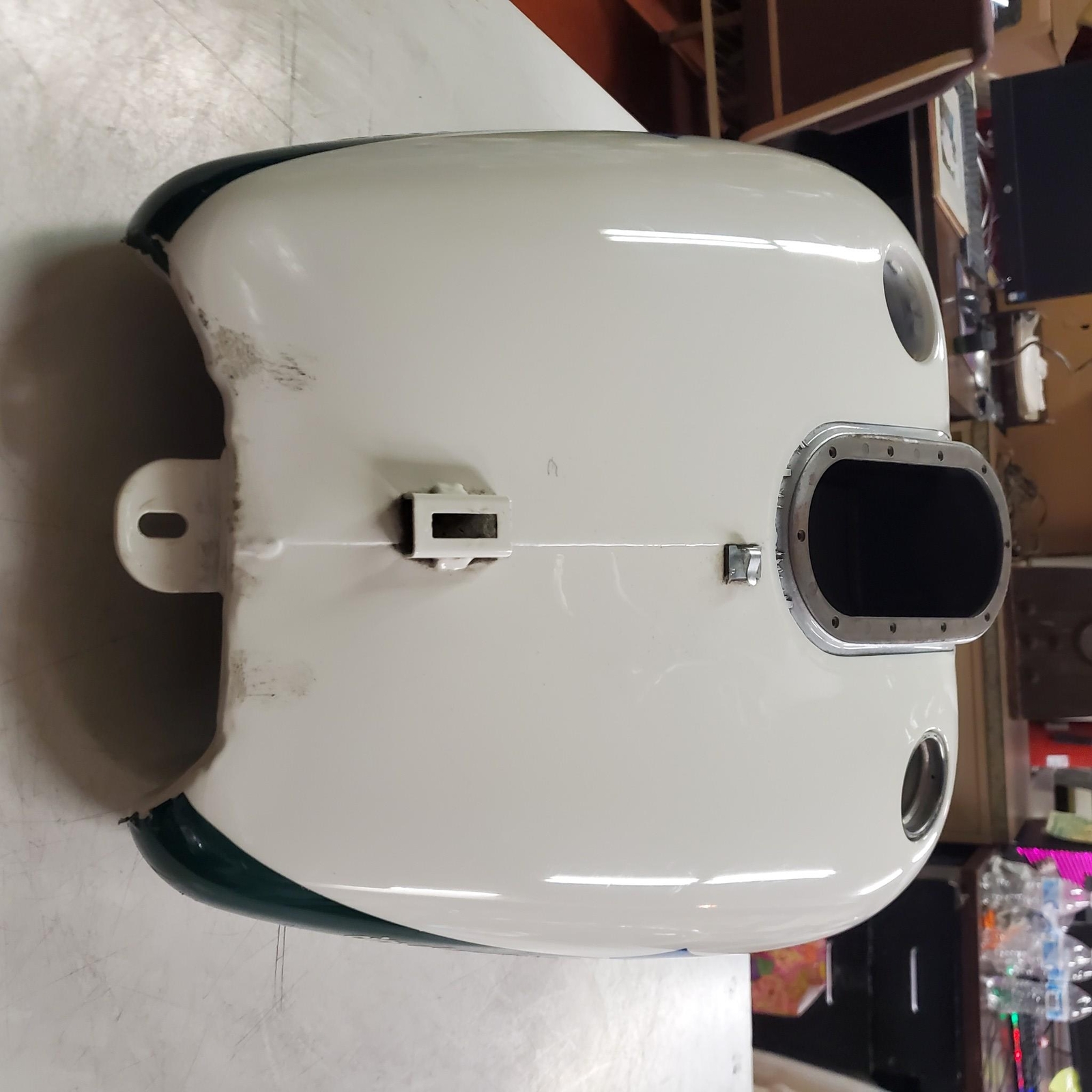 OEM Harley Birch White 2003 FLHPI Road King Police Escort CVO Classic Gas Tank