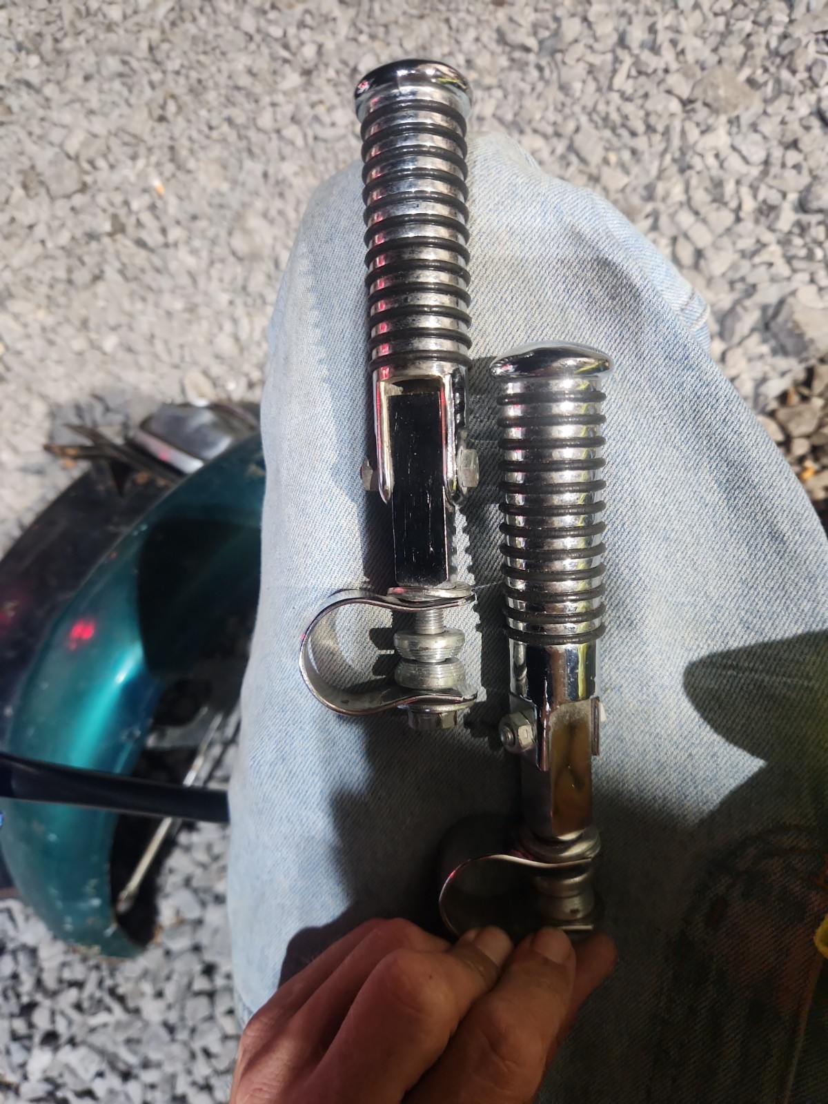 Vintage Universal Clamp On Motorcycle Footpegs – Ribbed Steel – Highway Bar / Fr