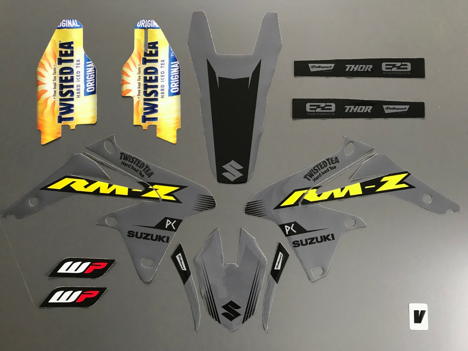 SUZUKI RMZ 450 2008 2009 2015 2017 Super durable MX Graphics Decals Stickers.