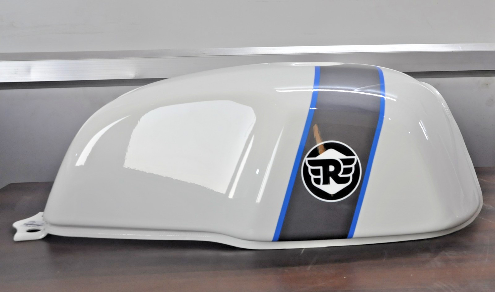 Royal Enfield Fits GT Continental 650 Fuel Tank long range Ice Queen 148721/B