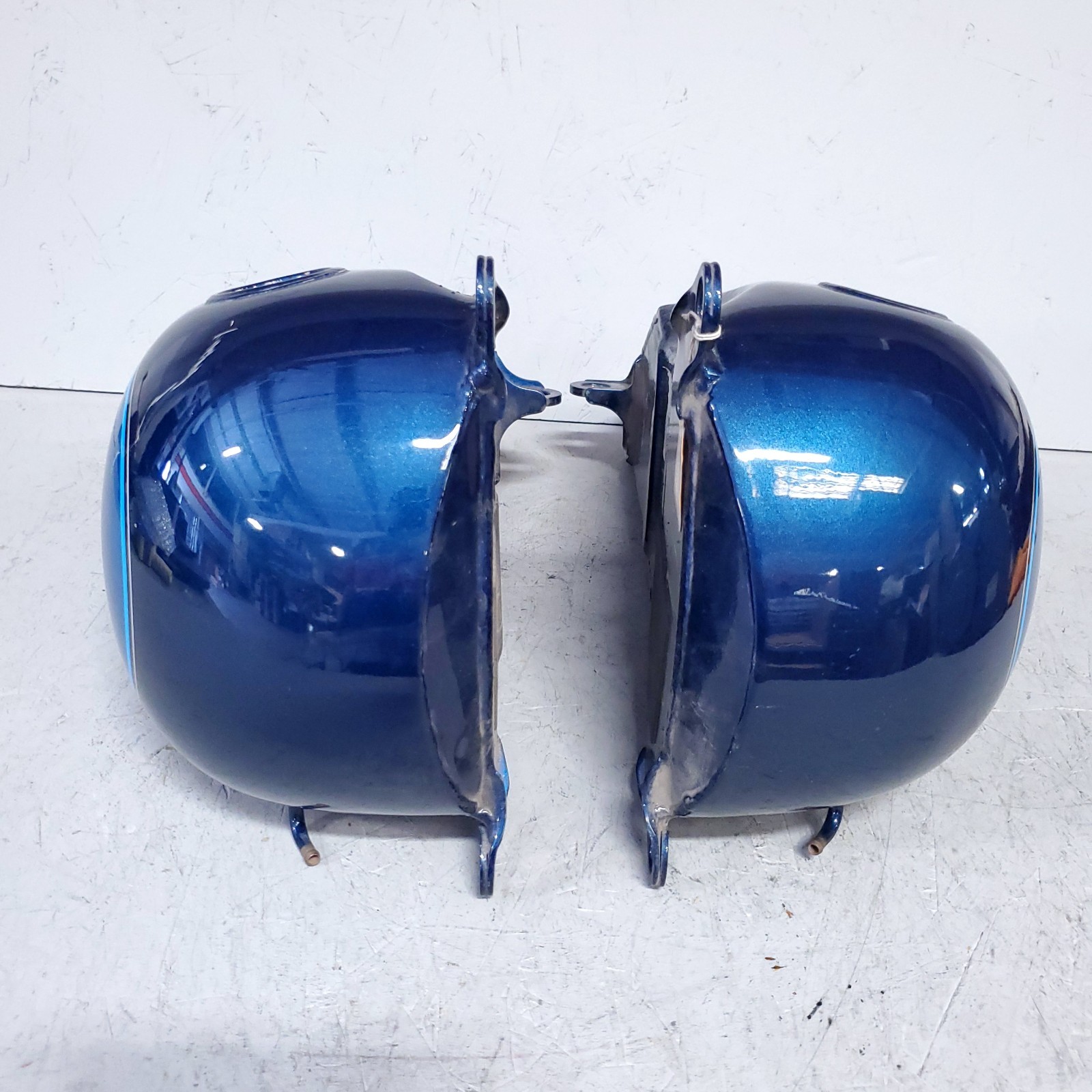 Harley-Davidson FXSTS Softail Springer Painted Gas Tank Sapphire Blue 61426-91VS